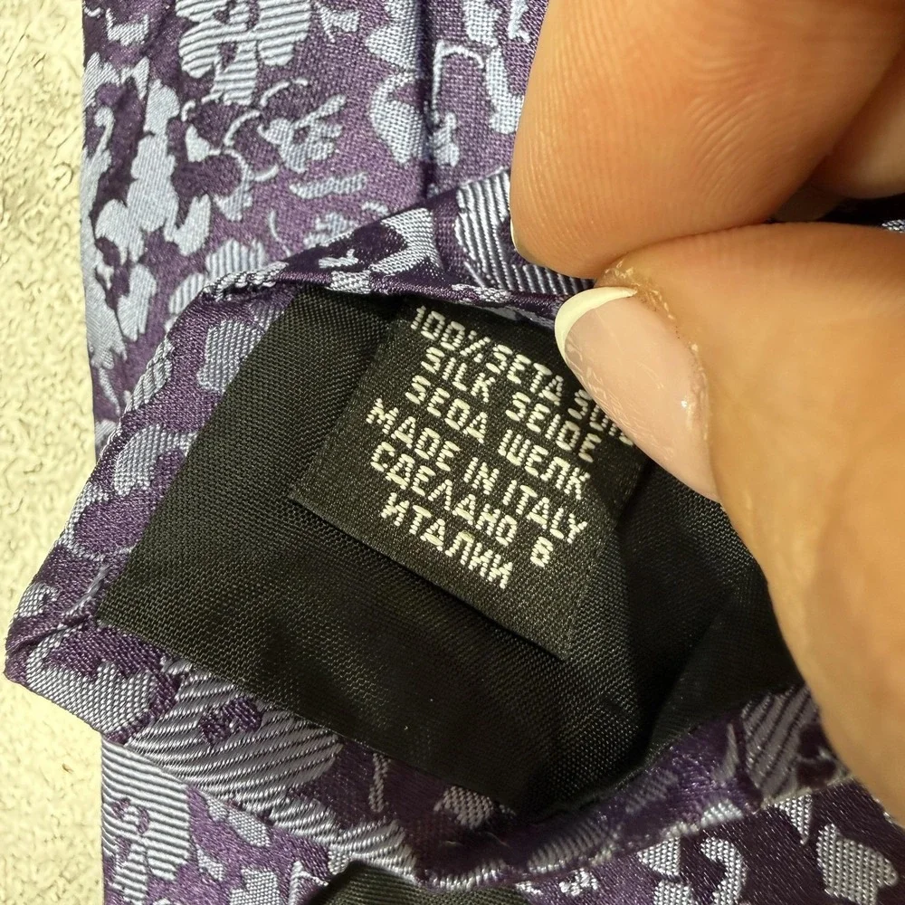 HUGO BOSS Silk Tie Mens One Size Purple Floral Pointed‎ Made In Italy Necktie